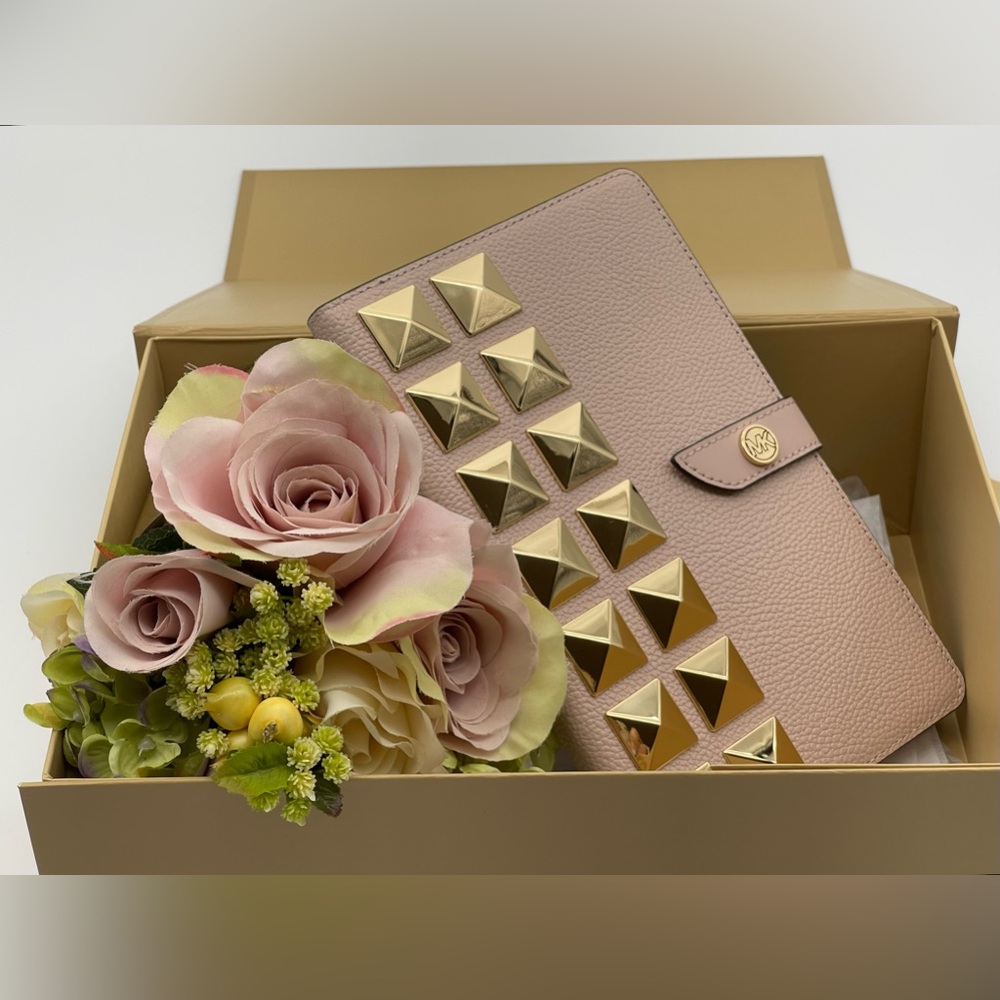 Michael Kors Medium Studded Pebbled Leather Notebook - Picture 9 of 16